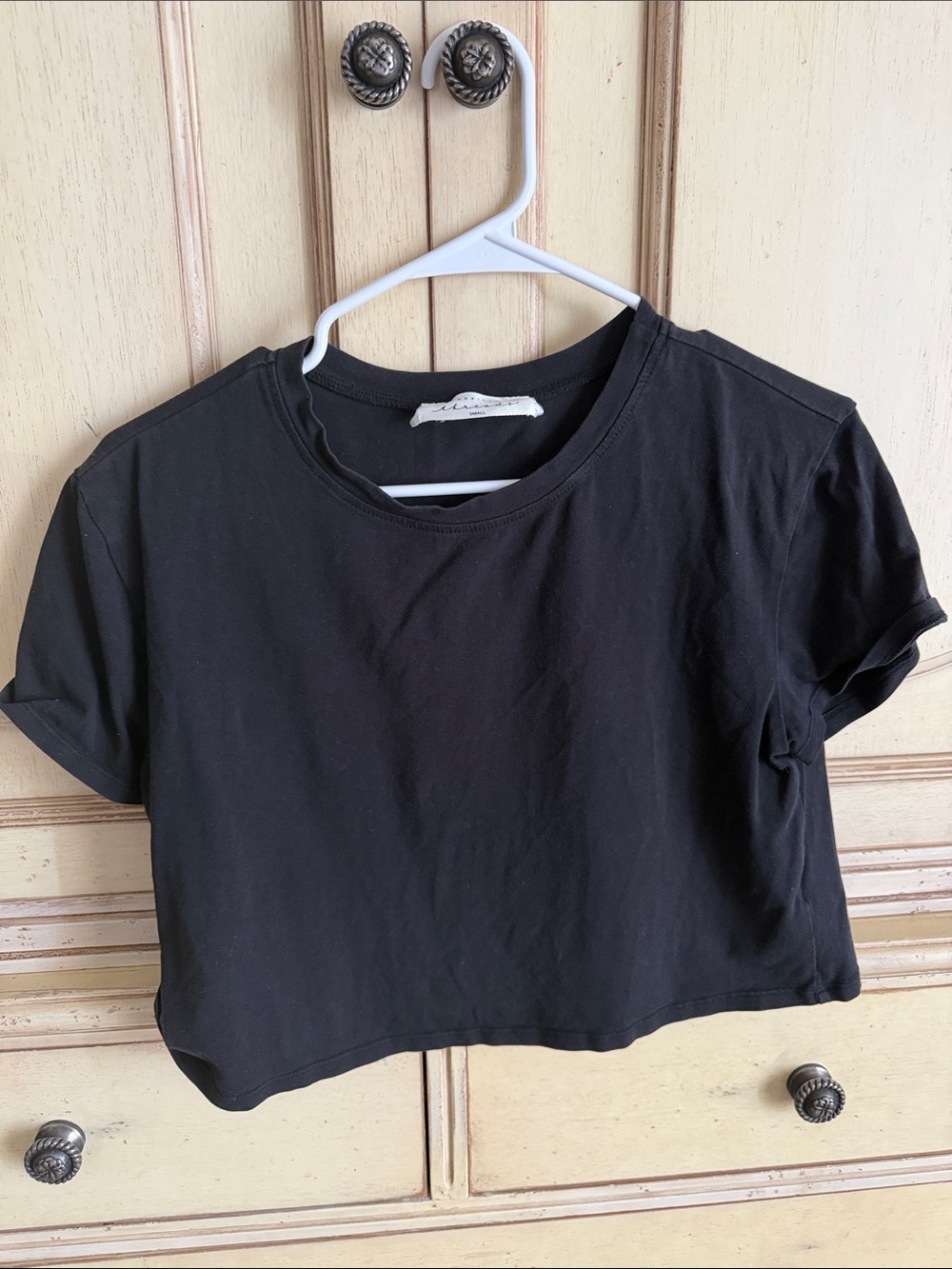 American Threads Black Crop Tee - Short Sleeve Cotton Top